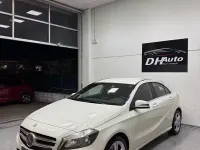 Usata Mercedes A180 Premium 122 CV (89 kW) 2014 Bianco Utilitaria