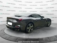 Usata Ferrari Portofino 620 CV (456 kW) 2022 Grigio silverstone Cabrio