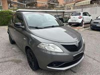 Usata Lancia Ypsilon Silver 69 CV (50 kW) 2018 Nero Utilitaria