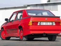 Usata Alfa Romeo 75 155 CV (114 kW) 1987 Rosso Berlina