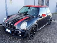 Usata Mini Cooper Coupé 75 CV (55 kW) 2005 Nero Coupé