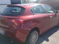 Usata Alfa Romeo Giulietta 140 CV (102 kW) 2011 Rosso Utilitaria