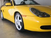 Usata Porsche 986 Boxster 220 CV (161 kW) 2000 Giallo Cabrio