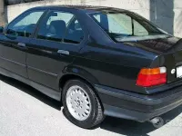 Usata BMW 320 81 CV (59 kW) 1991 Nero Berlina