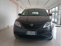 Usata Lancia Ypsilon Gold 69 CV (50 kW) 2018 Nero Utilitaria
