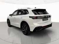 Nuova VW Tiguan R-line Plus 150 CV (110 kW) 2026 Oryx white perlato SUV