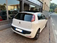 Usata Fiat Punto Evo Sport 95 CV (69 kW) 2011 Bianco Utilitaria