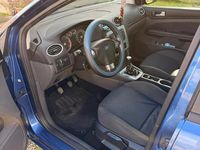 Begagnad Ford Focus 90 HK (66 kW) 2008 Blå Sedan
