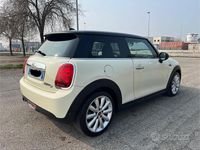 Usata Mini Cooper D 116 CV (85 kW) 2018 Utilitaria