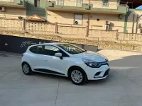 Usata Renault Clio Business 74 CV (54 kW) 2019 Bianco Utilitaria