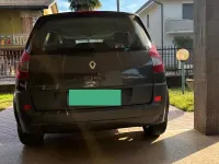 Usata Renault Scenic E-Tech Dynamique 105 CV (77 kW) 2007 Grigio Utilitaria