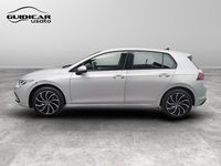 Usata VW Golf VIII Life 110 CV (80 kW) 2020 Argento Berlina