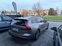 Usata Volvo V60 Business Edition 197 CV (144 kW) 2021 Grigio Station wagon