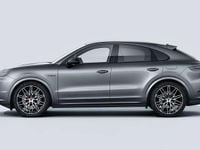 Nuova Porsche Cayenne Platinum Edition 470 CV (345 kW) 2026 Grigio quarzite SUV
