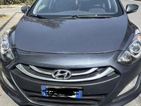 Usata Hyundai i30 Comfort 120 CV (88 kW) 2016 Grigio Berlina
