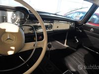 Usata Mercedes 230 150 CV (110 kW) 1960 Bianco Cabrio