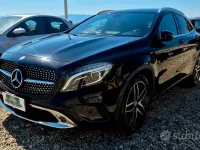 Usata Mercedes GLA200 Premium 136 CV (100 kW) 2015 Nero SUV