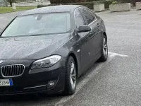 Usata BMW 530 258 CV (189 kW) 2011 Nero Berlina