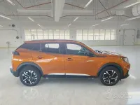 Usata Peugeot 2008 Allure 110 CV (80 kW) 2022 Arancione SUV