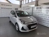 Usata Hyundai i10 Style 66 CV (48 kW) 2017 Grigio Utilitaria