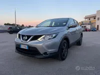 Usata Nissan Qashqai Acenta 110 CV (80 kW) 2015 Grigio SUV
