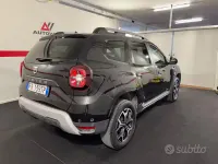Usata Dacia Duster Prestige 114 CV (83 kW) 2018 Grigio SUV