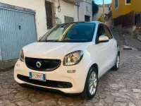 Usata Smart ForFour Passion 71 CV (52 kW) 2015 Bianco Utilitaria
