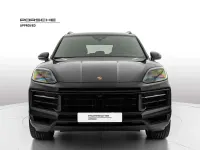 Usata Porsche Cayenne 462 CV (339 kW) 2024 0e nero cromite metallizzato SUV