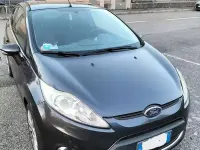 Usata Ford Fiesta 97 CV (71 kW) 2010 Grigio Berlina