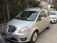 Usata Lancia Musa 95 CV (69 kW) 2010 Grigio Monovolume