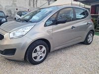 Usata Kia Venga 89 CV (65 kW) 2013 Grigio Utilitaria