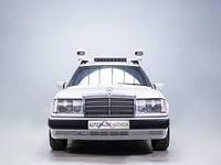 Usata Mercedes E300 180 CV (132 kW) 1991 Bianco Station wagon