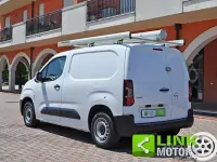 Usata Opel Combo 102 CV (75 kW) 2021 Bianco Monovolume