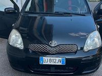 Usata Toyota Yaris 2004 Nero Utilitaria