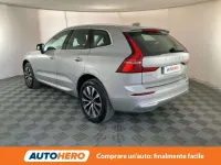 Usata Volvo XC60 Core 253 CV (186 kW) 2022 Argento SUV