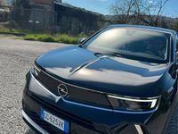 Usata Opel Mokka Elegance 110 CV (80 kW) 2022 Nero SUV