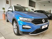 Usata VW T-Roc Style 116 CV (85 kW) 2019 Blu SUV