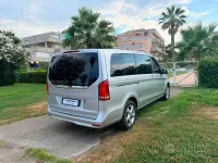 Usata Mercedes V220 Exclusive 163 CV (119 kW) 2022 Grigio Monovolume