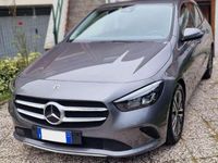 Usata Mercedes B200 150 CV (110 kW) 2022 Grigio Monovolume