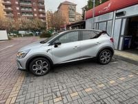 Usata Renault Captur 145 CV (106 kW) 2023 Grigio SUV