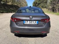 Usata Alfa Romeo Giulia Executive 180 CV (132 kW) 2018 Grigio Berlina