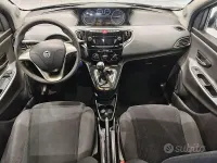 Usata Lancia Ypsilon Gold 95 CV (69 kW) 2015 Grigio Utilitaria