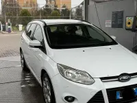 Usata Ford Focus Individual 116 CV (85 kW) 2014 Bianco Station wagon