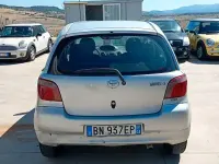 Usata Toyota Yaris 86 CV (63 kW) 2000 Berlina