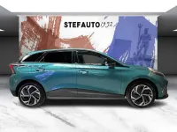 Nuova MG MG4 EV 2026 Ealing green Utilitaria