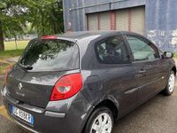 Usata Renault Clio II 75 CV (55 kW) 2007 Berlina