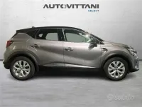 Usado Renault Captur Techno 145 CV (106 kW) 2023 Gris SUV
