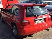 Usata Nissan Sunny 220 CV (161 kW) 1995 Rosso cattivello Berlina