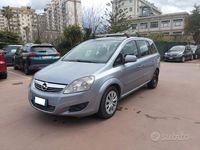 Usata Opel Zafira 125 CV (91 kW) 2010 Blu Monovolume