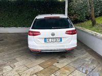Usata VW Passat 190 CV (139 kW) 2017 Bianco Station wagon